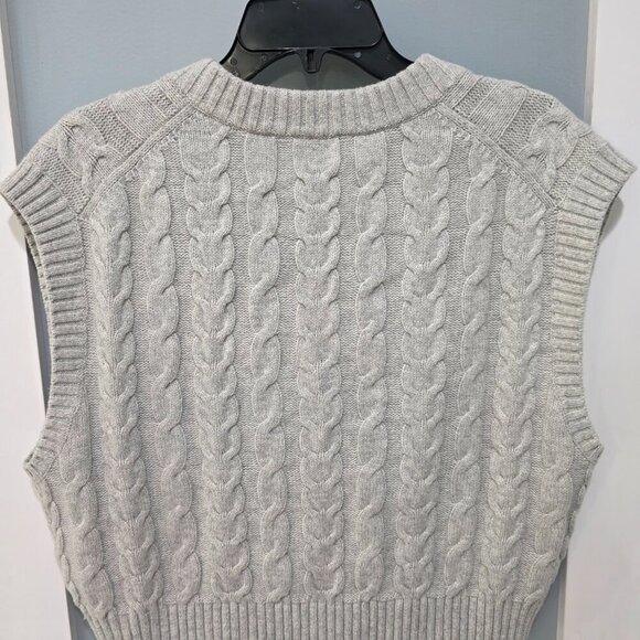 Sunday Best Grey Cable Knit Sweater Vest Women’s Large - Picture 11 of 11
